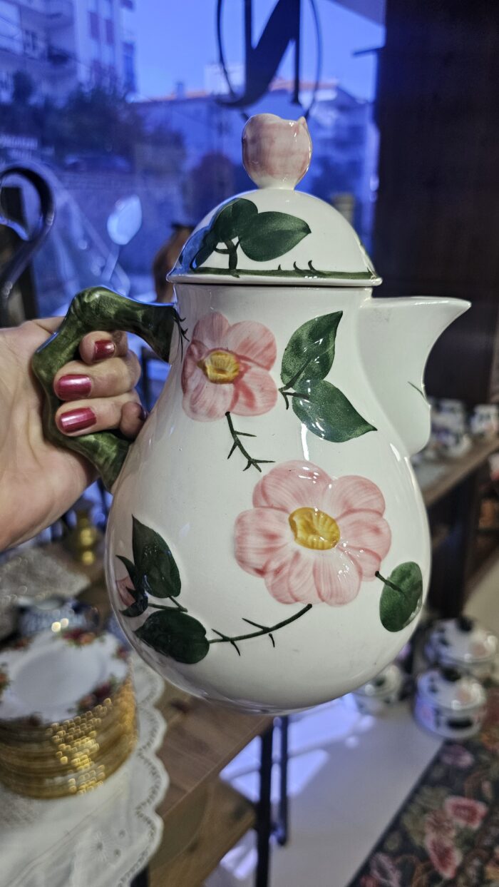 Villeroy Boch WILD ROSES 8 Kişilik Çay Potu - Image 1