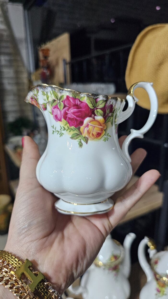 Royal Albert Old Country Roses Sütlük - Image 1