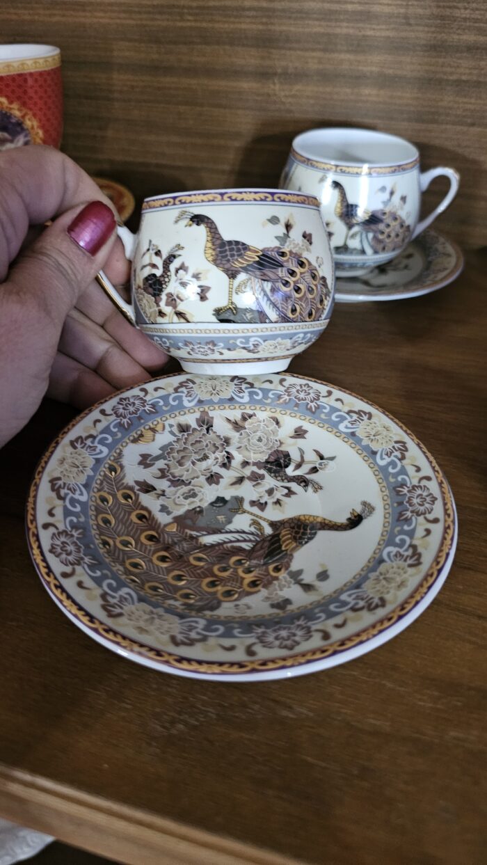 Tavuskuşu Vintage Kahve Fincanı - Image 1