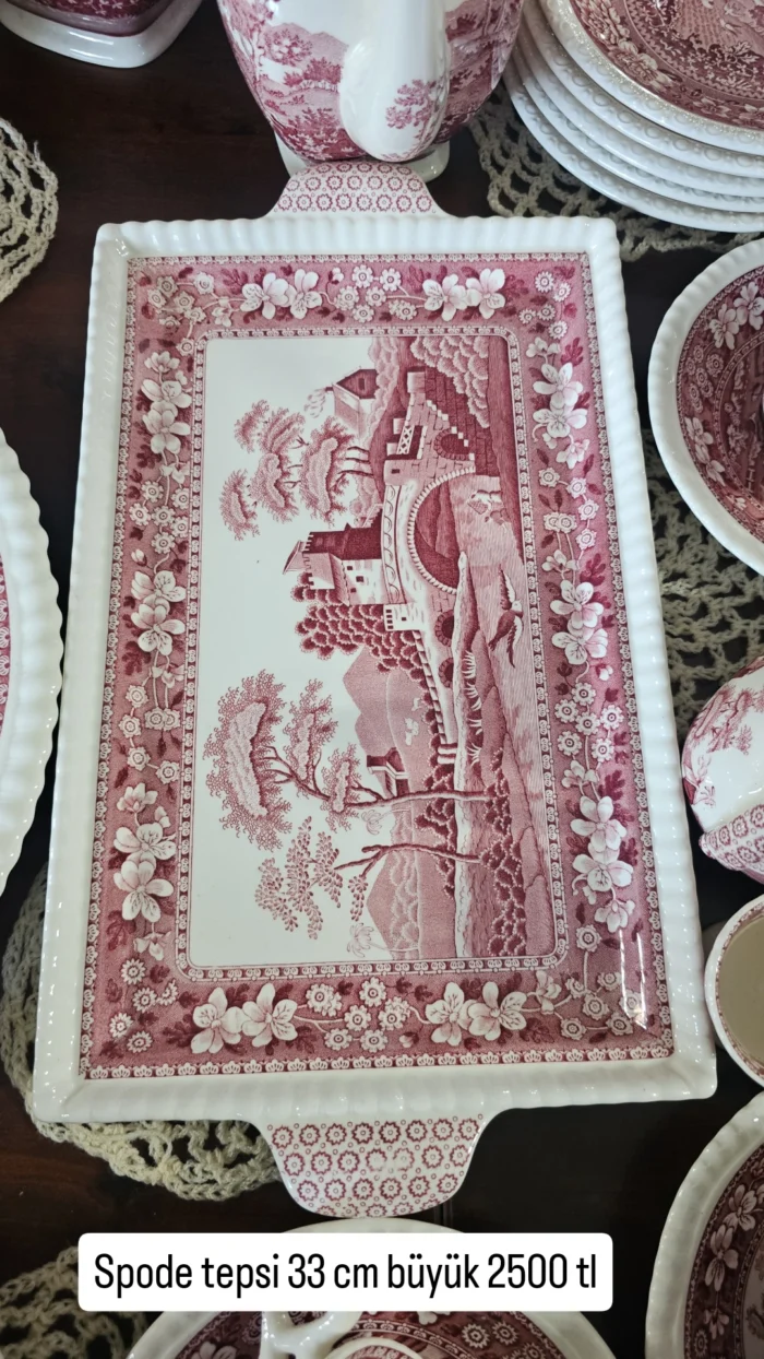 Spode Pink Tower 33 cm kulplu tepsi - Image 1