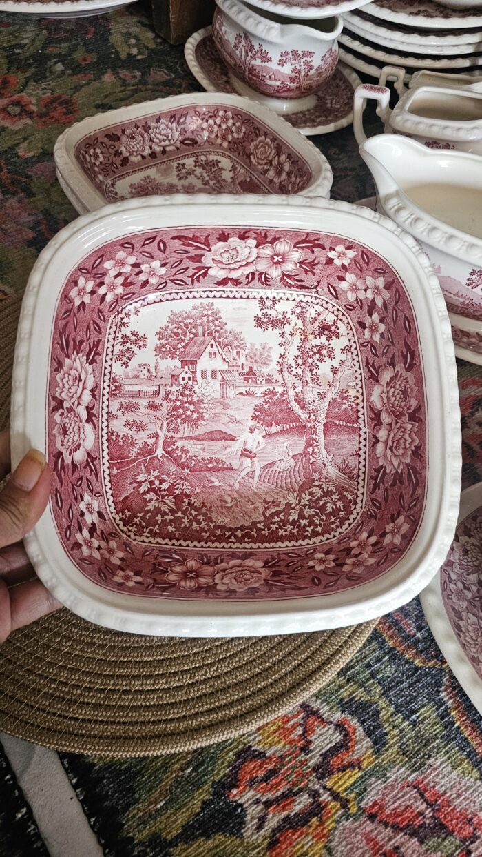 Villeroy Boch Rustikana Kırmızı 24 cm büyük kare kase - Image 1
