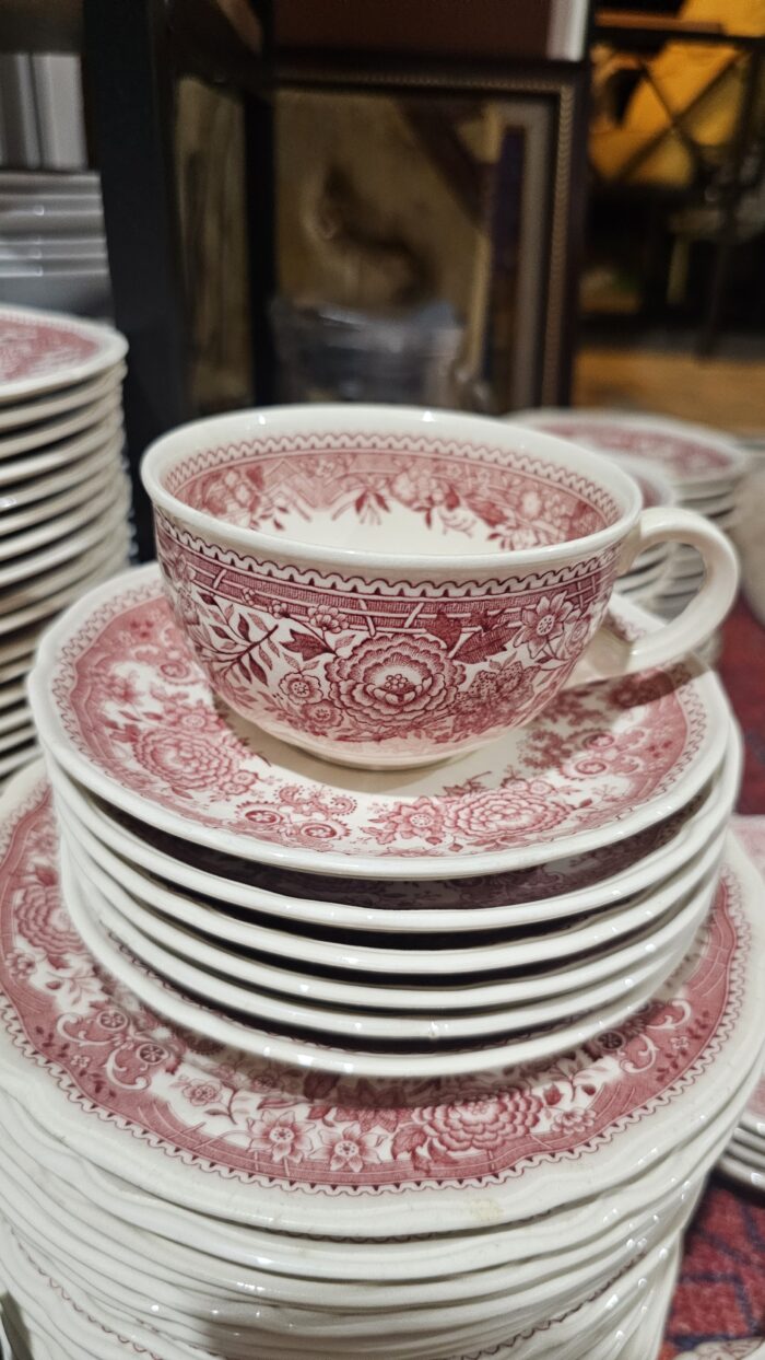Villeroy Boch Burgenland Pembe Tombul Çay Fincanı - Image 1