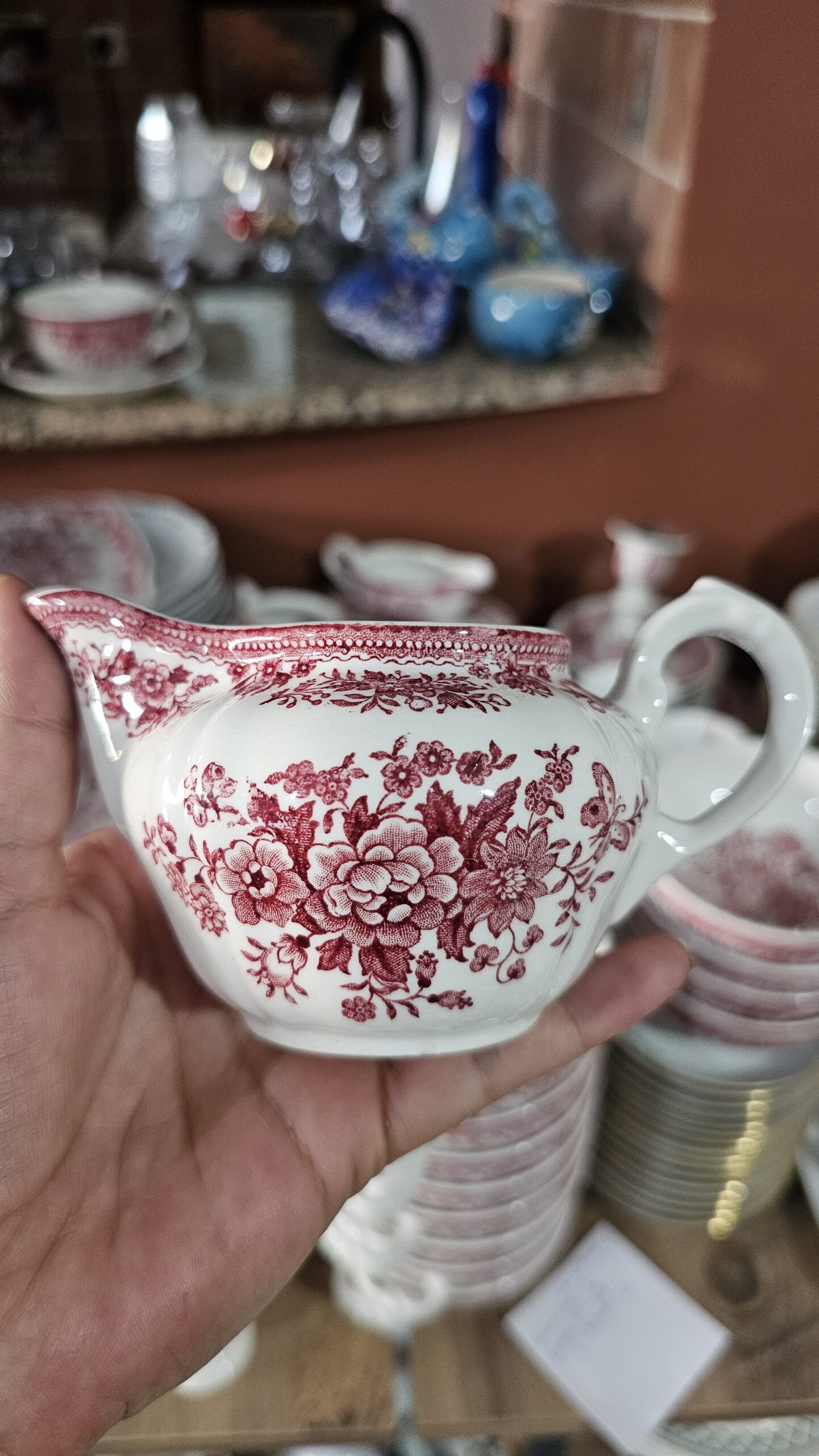 20250910_185257 Villeroy Boch Kırmızı Fasan sütlük - Image 1