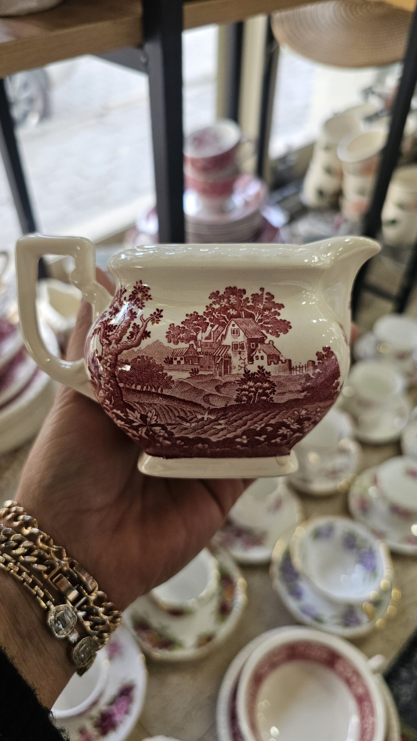 20260117_165430 Villeroy Boch Rustikana Kırmızı Sütlük - Image 1