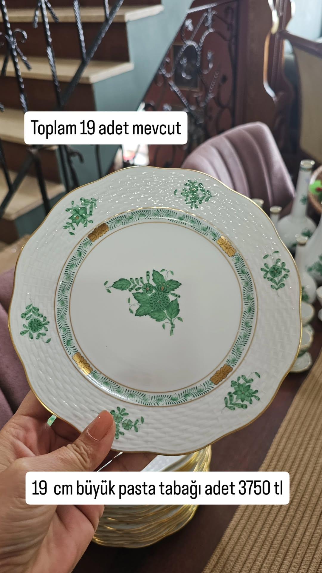 IMG_20251015_012730_889 Herend Yeşil Appony 19 cm Pasta tabağı - Image 1