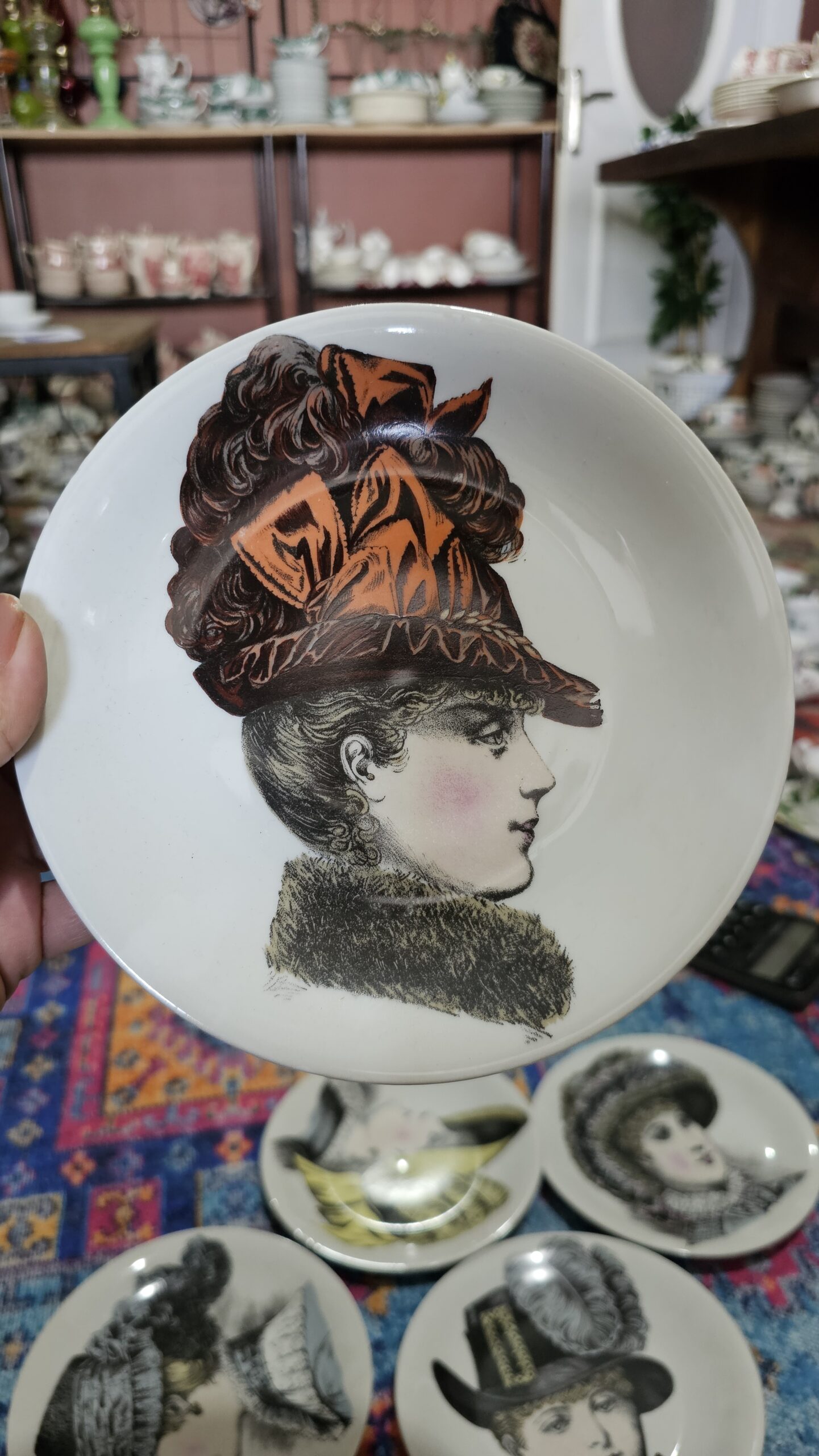 20251031_154734 Porcelain De Paris Fransa 19 cm Charlotte Duvar Tabağı - Image 1