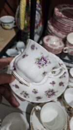 Royal Albert Sweet Violets Çay Fincanı Bone China Kemik Porselen - Image 2
