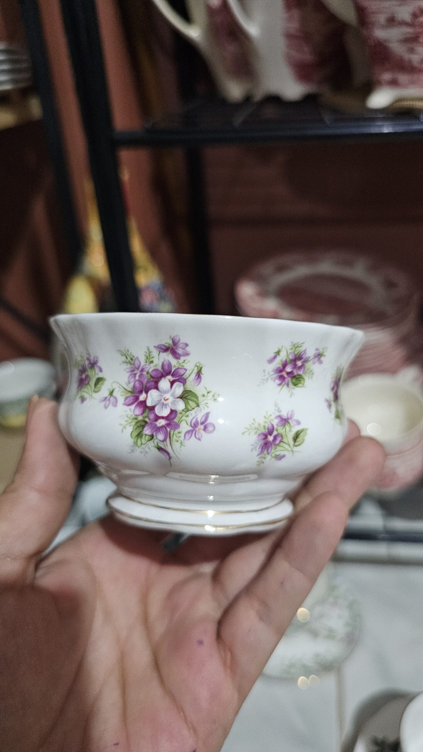 20251107_015941 Royal Albert Sweet Violets Kurabiyelik şekerlik - Image 1