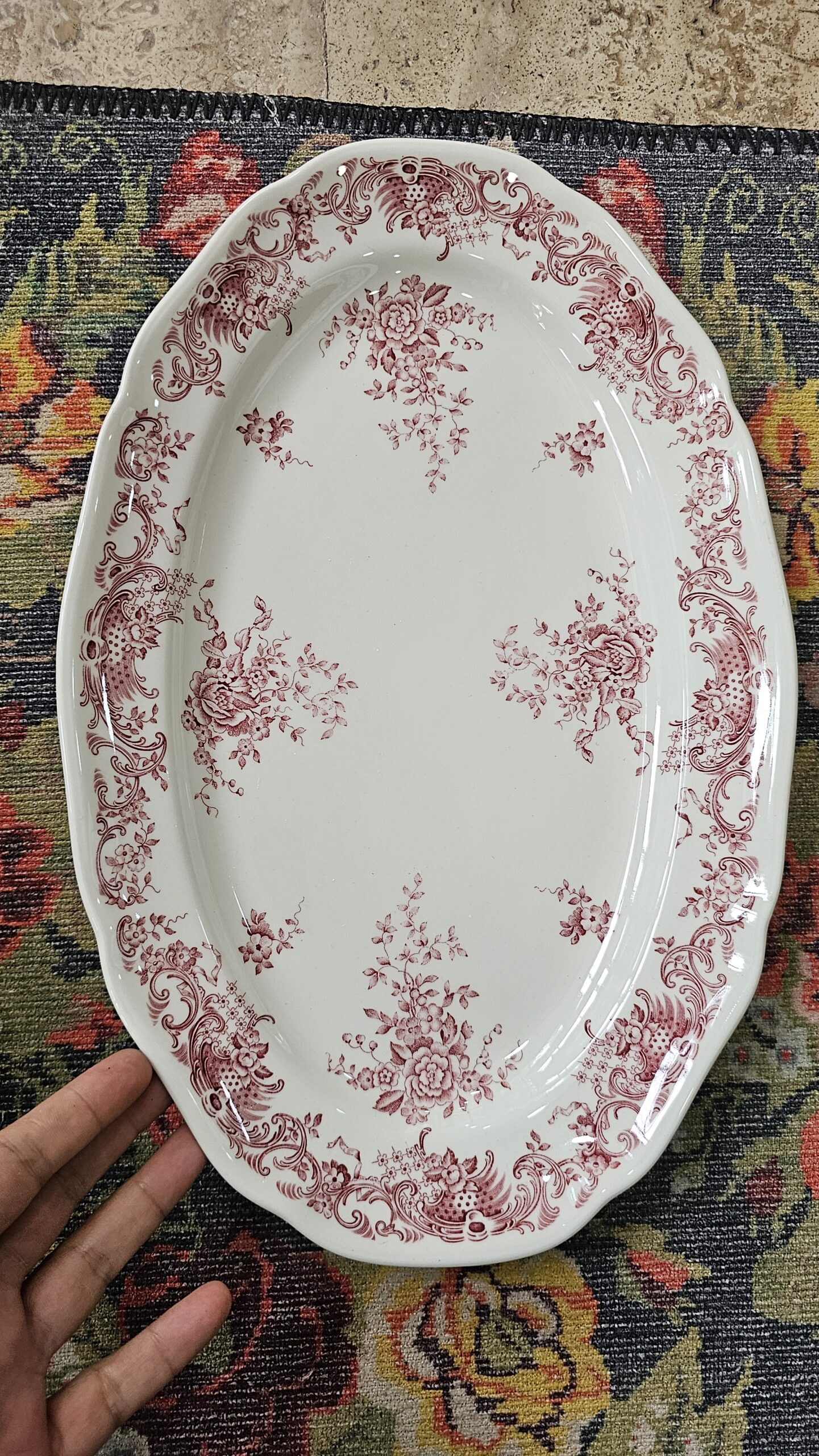 20260508_125957 Villeroy Boch Valeria Kırmızı 37 cm kayık tabak - Image 1