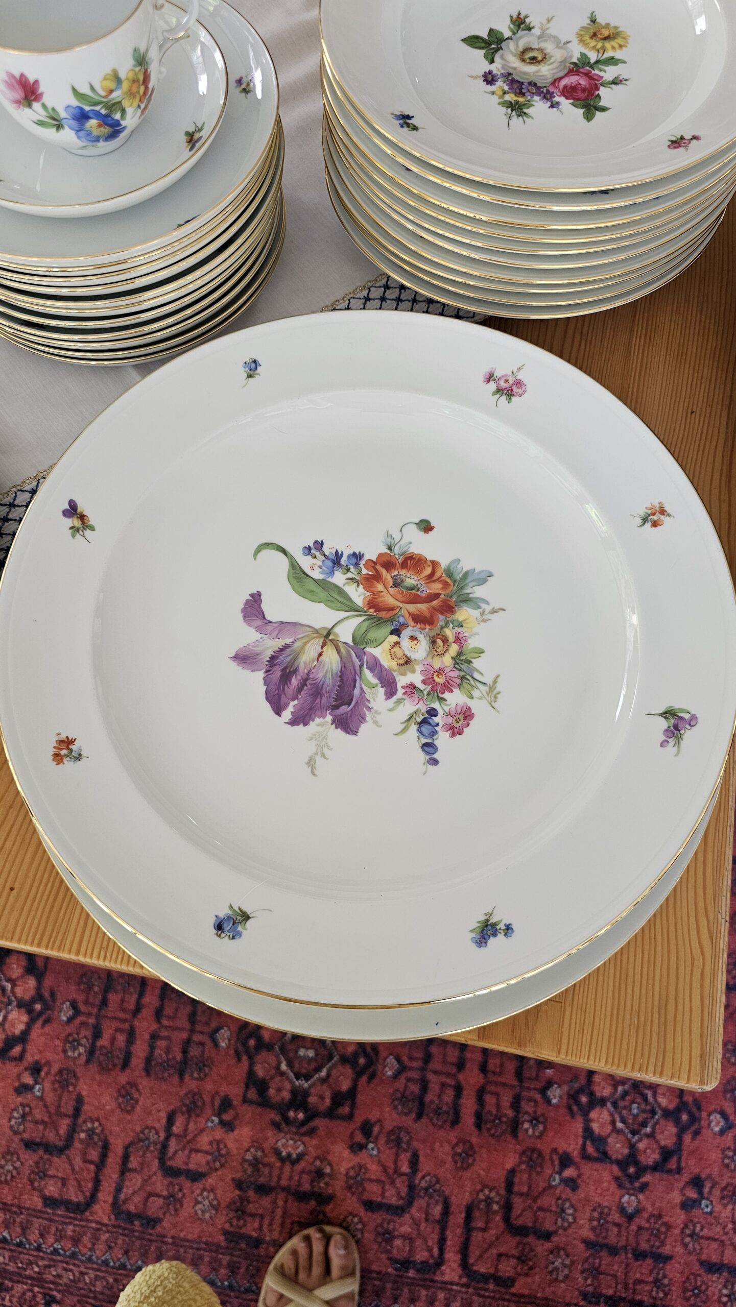 20260702_151855 Fürstenberg Bunte Blumen 25 cm düz servis tabağı - Image 1