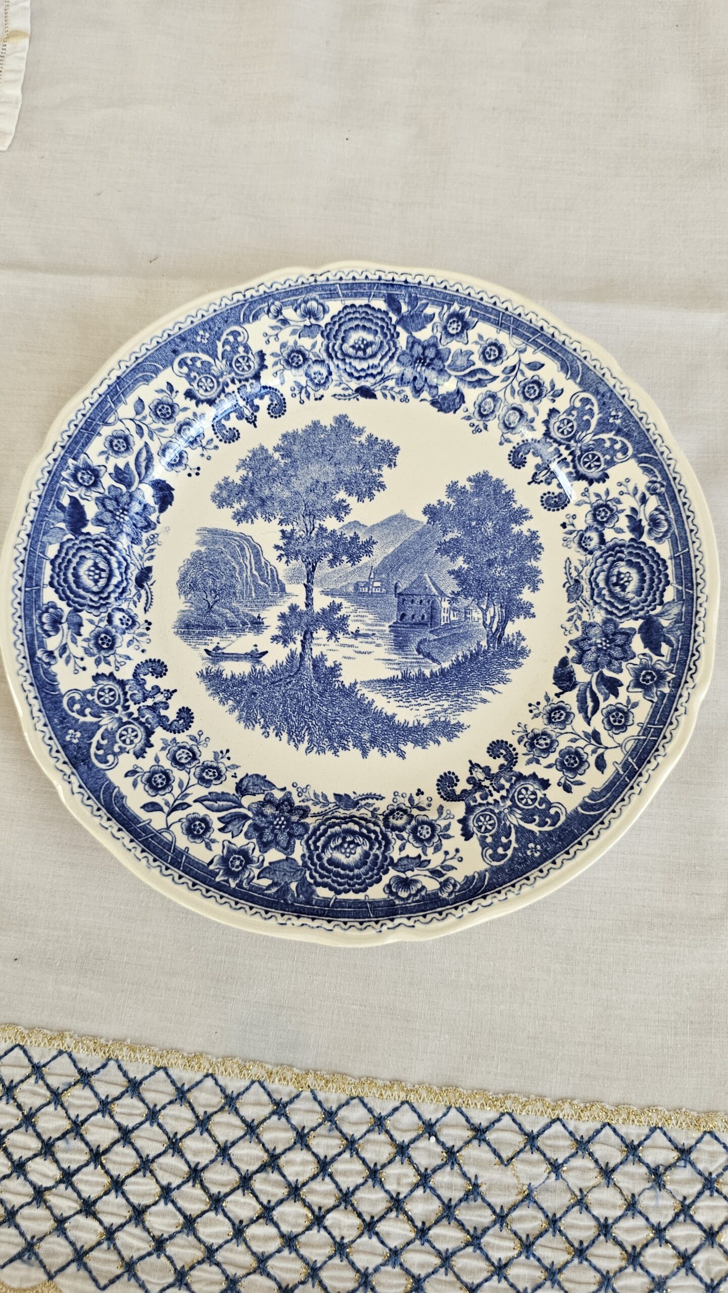20260702_152718 Villeroy Boch Mavi Burgenland 19 cm pasta tabağı - Image 1