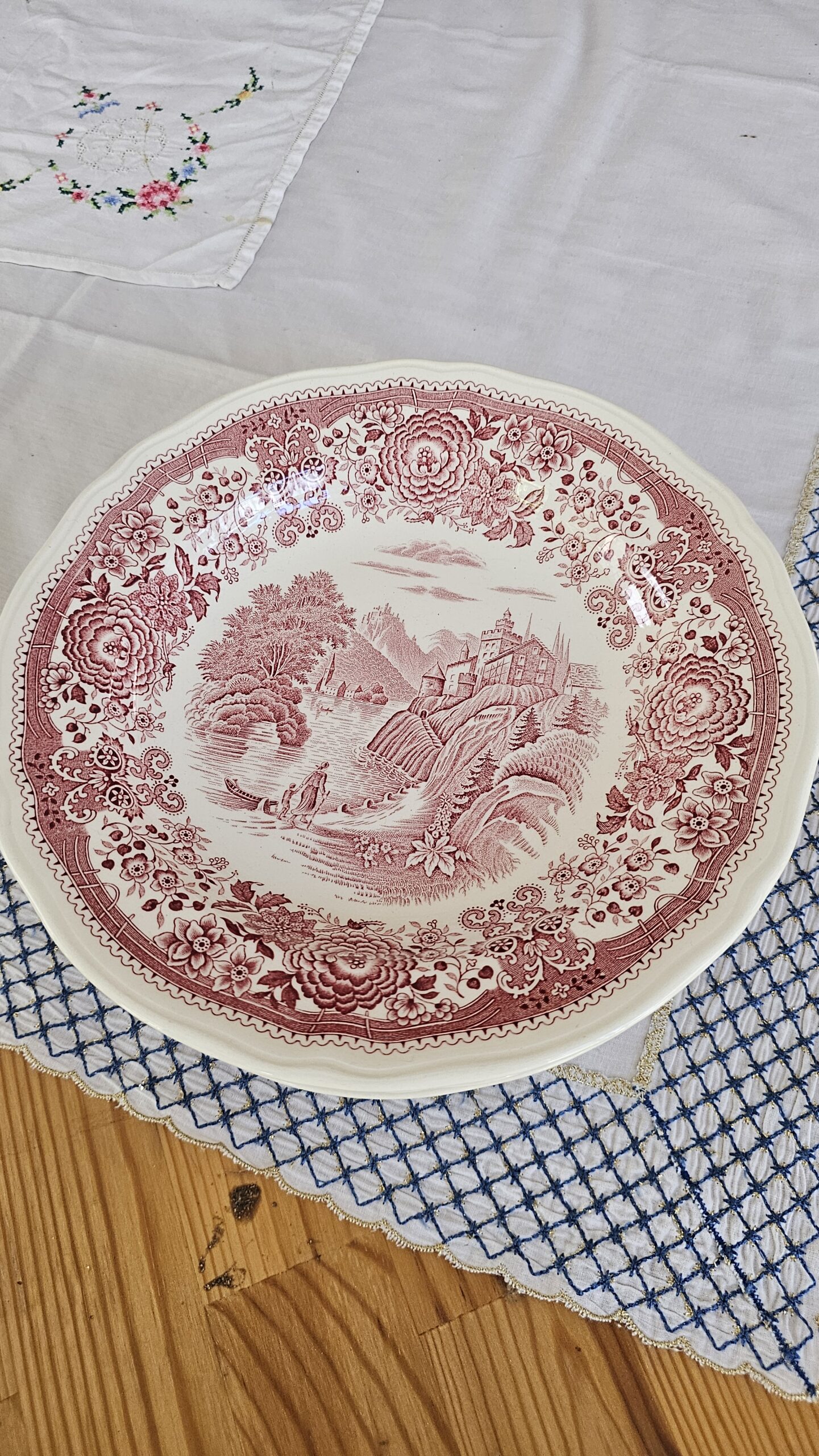 20260702_153121 Villeroy Boch Pembe Burgenland 23 cm Sulu Yemek Tabağı - Image 1