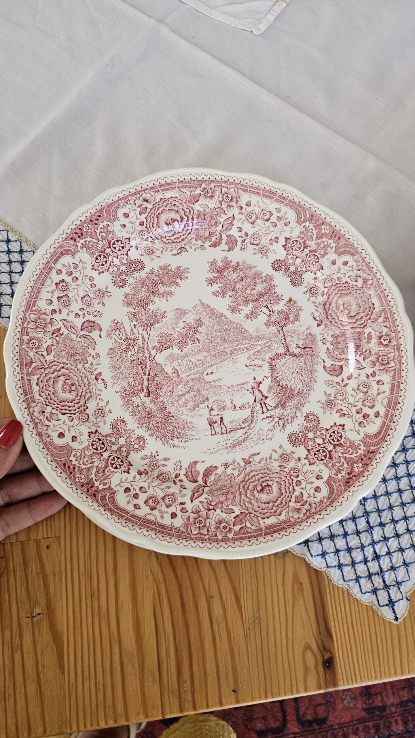 20260702_153142 Villeroy Boch Pembe Burgenland 25 cm Servis Tabağı - Image 1