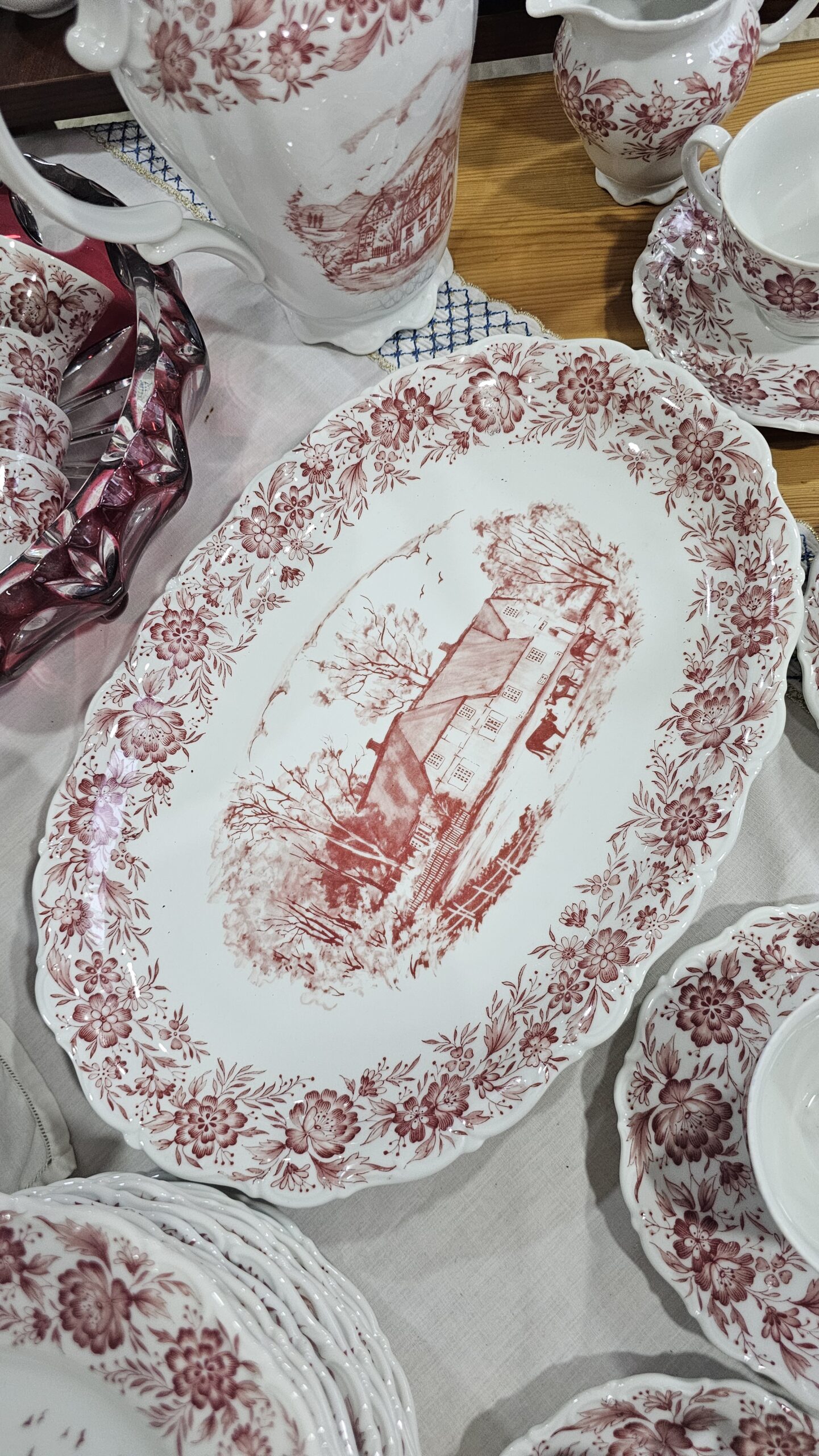 20260703_202952 Seltmann Weiden Heimetland Kırmızı 34 cm büyük kayık tabak - Image 1