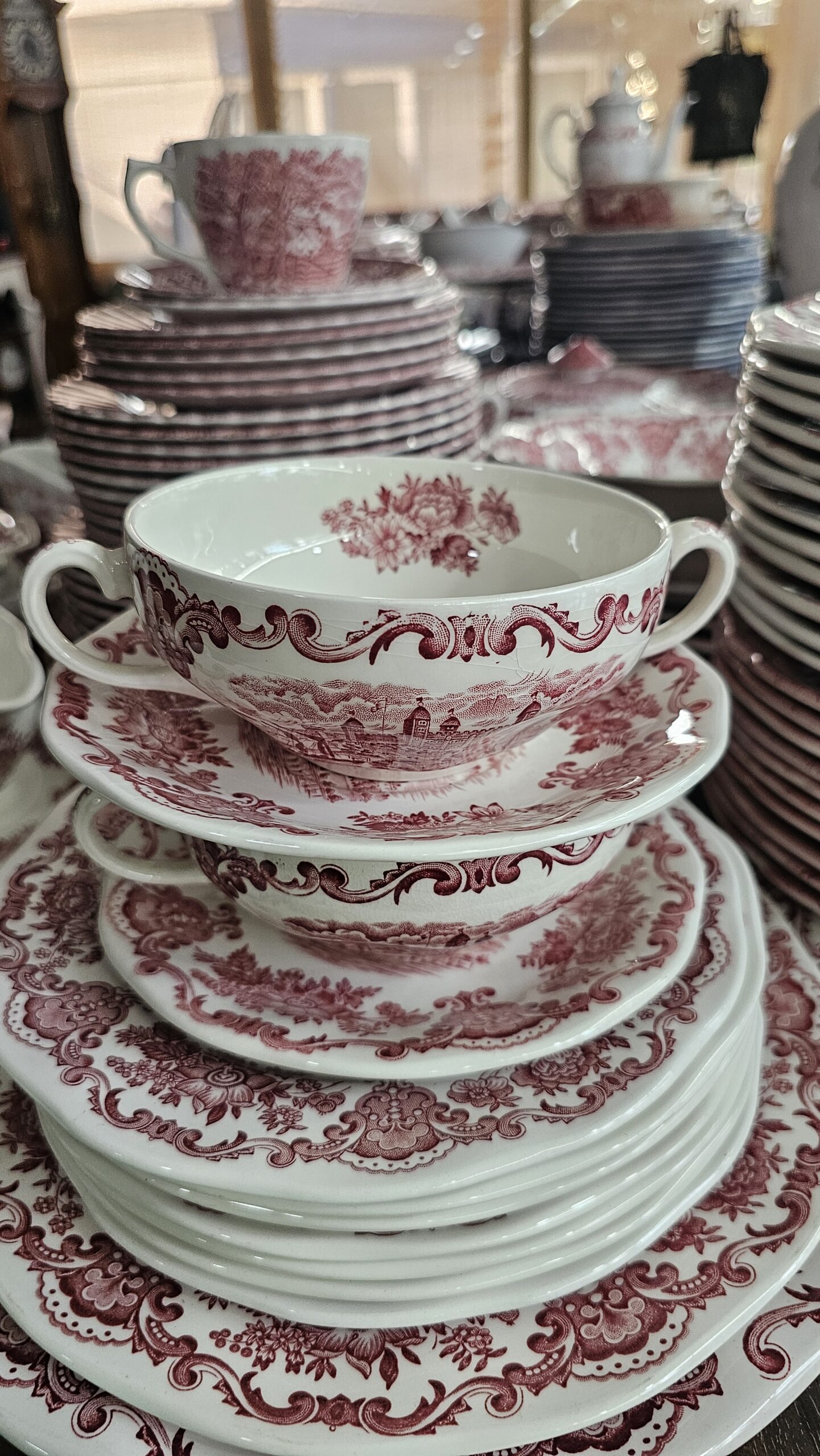 20260704_194310 Wedgewood Royal Homes Of Britain konsome ekmek tabak dahil - Image 1