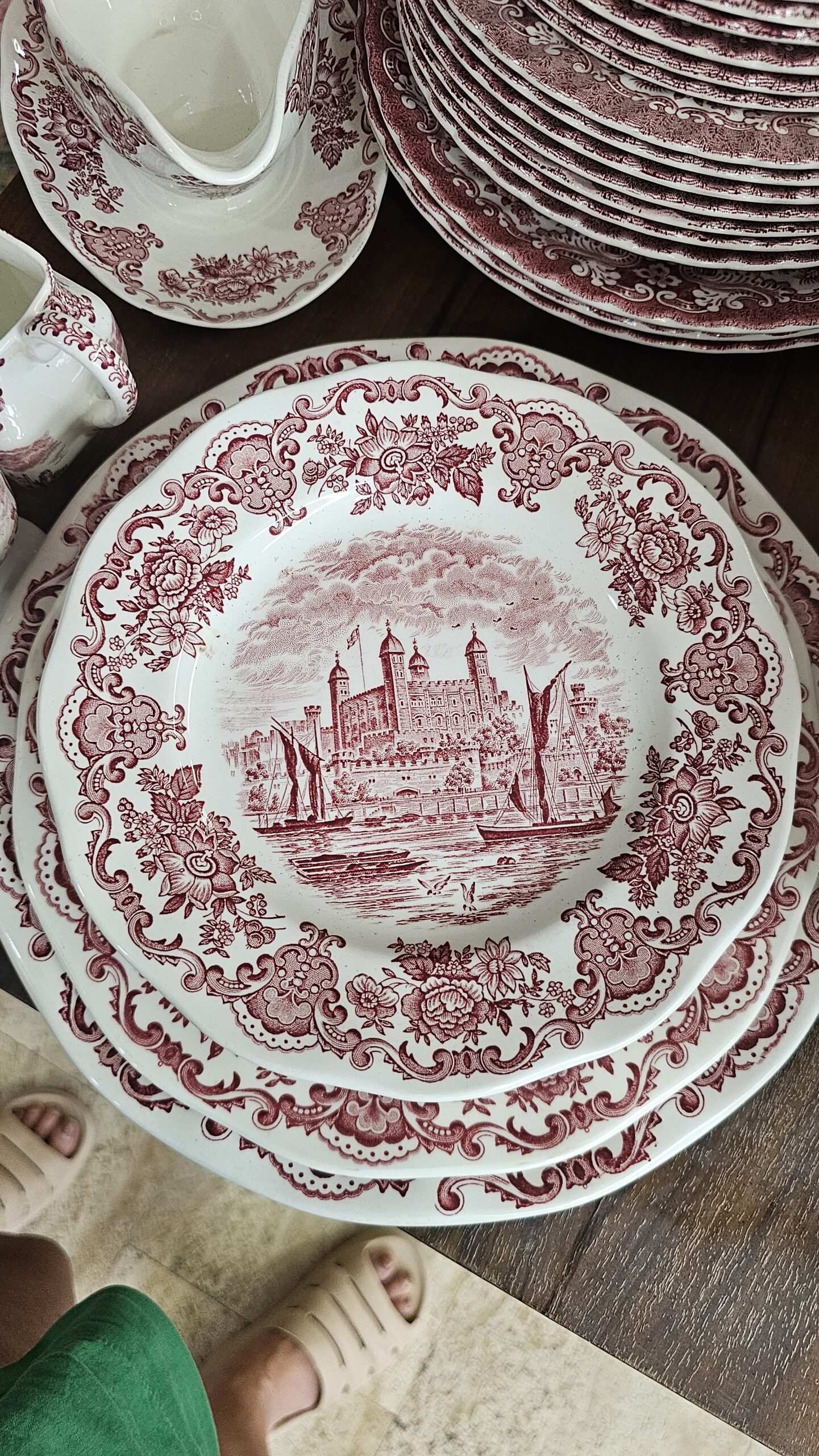 20260704_194320 Wedgewood Royal Homes Of Britain 20 cm pasta tabağı - Image 1